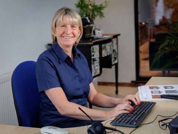 Customer Services Help & Support